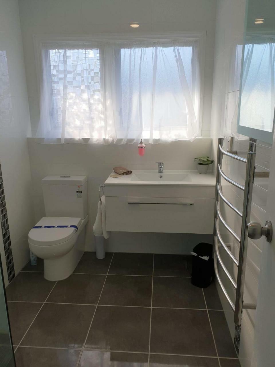 Rose Apartments Unit 5 Central Rotorua- Accommodation & Spa Extérieur photo